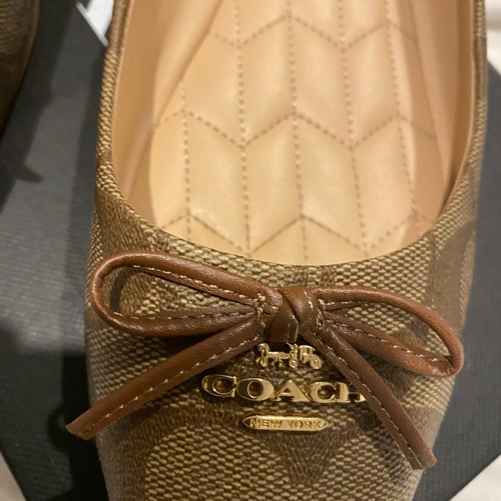 Coach Annabel signature ballet shoes size 7.5 - Picture 4 of 6